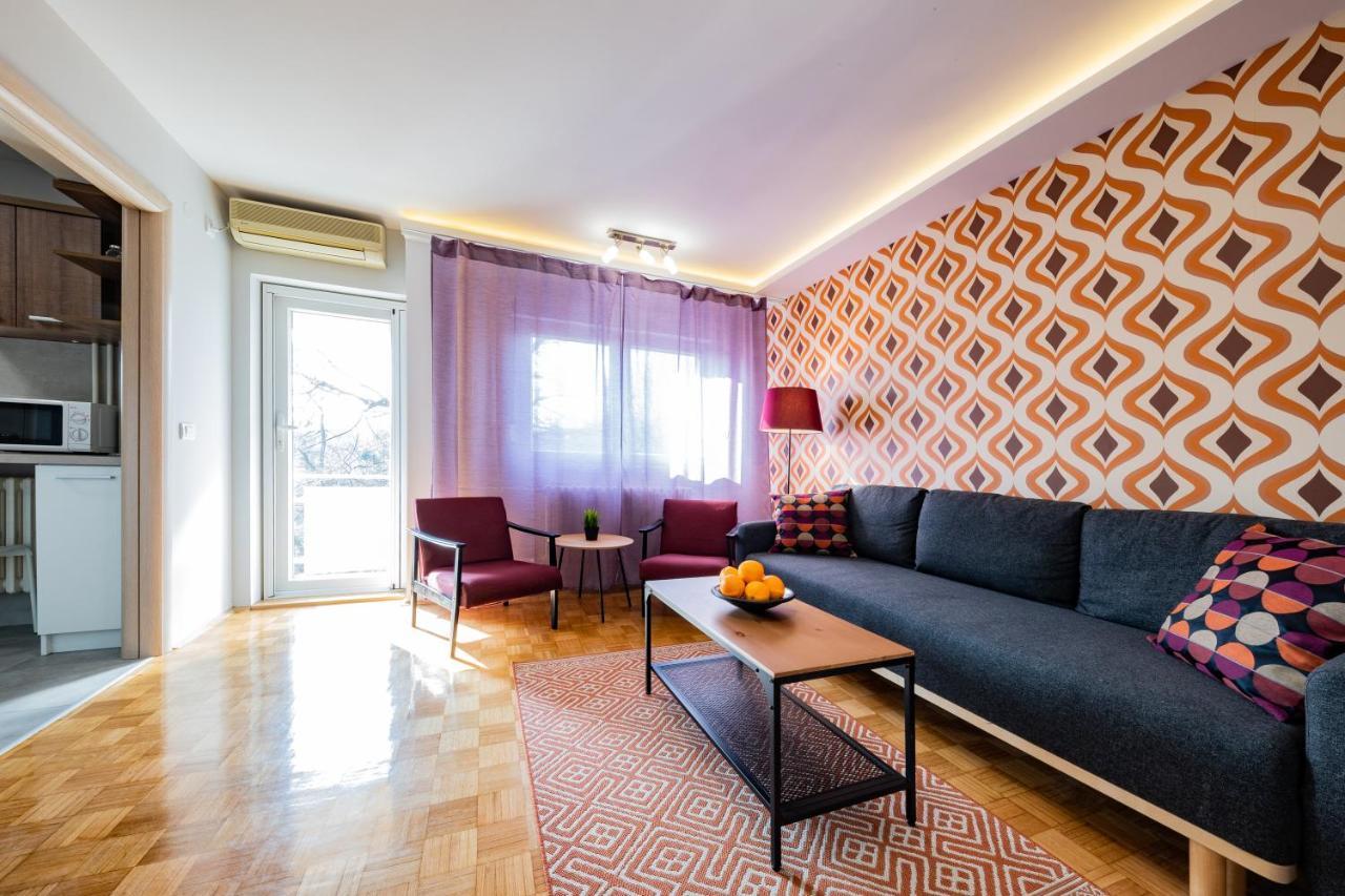 Appartement !Promo! Blue Amber Downtown-Free Private Garage-Fast Wi-Fi à Novi Sad Extérieur photo